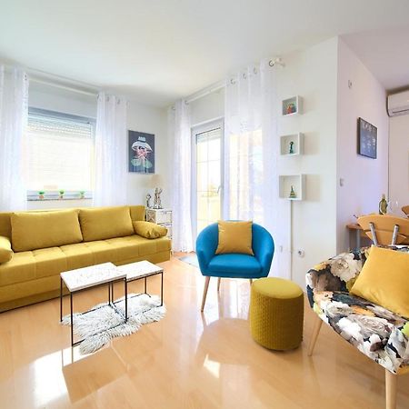 Apartman Noel 크르크 외부 사진
